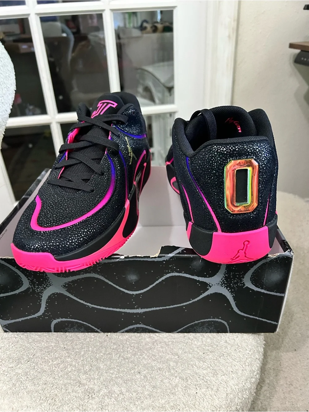 Jordan Men’s Basketball Shoes - Black & Hot Pink, Mens 11